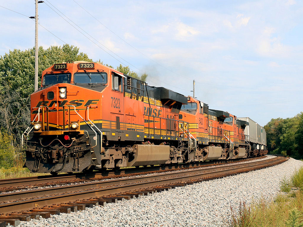 BNSF 7323